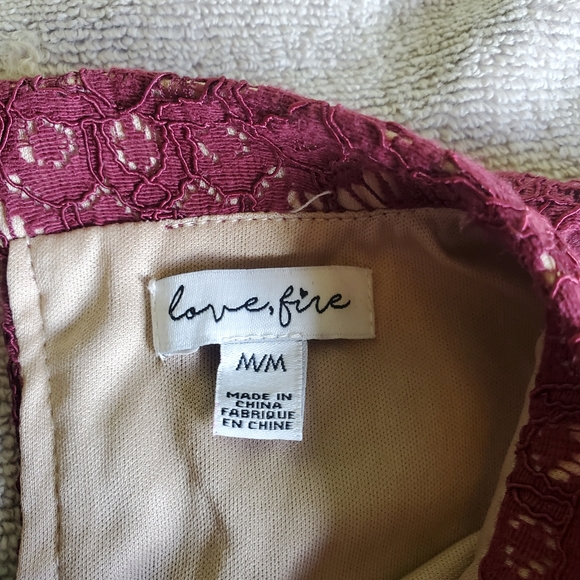 Burgundy Lace Mock Neck Top - Picture 10 of 11